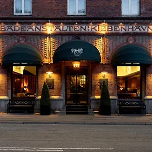 4* Otel Ascot